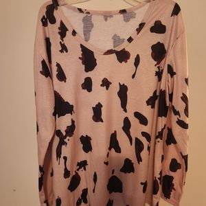 Ladies XL Long Sleeve Knit Top. Tan and Black. Never Worn.